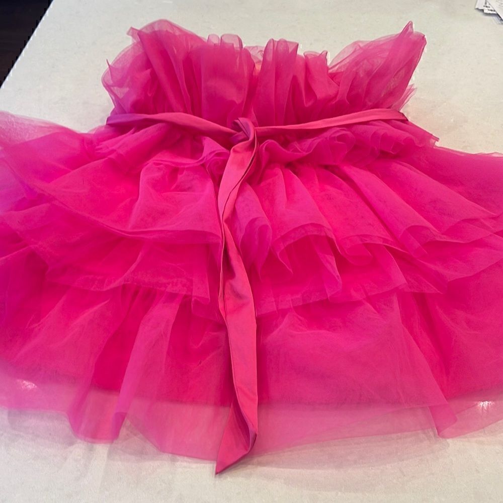 Barbie pink dress great for Halloween, women’s med, see measurements.
